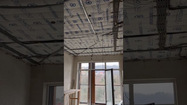 Выполнили монтаж трассы кондиционера в одной из квартир. #ремонтквартирсочи #ремонтквартир #ремонт