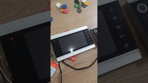 Домофон с WiFi и замок с отпечатками пальцев