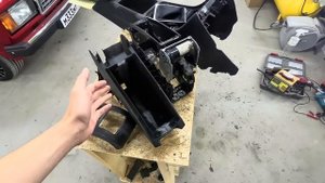 ИЗ ЖИГУЛИ В ИНОМАРКУ! КОНСОЛЬ VOLKSWAGEN PASSAT В ВАЗ 2107. ПЕРЕНОС КПП. ТАКОГО ВЫ ЕЩЁ НЕ ВИДЕЛИ...