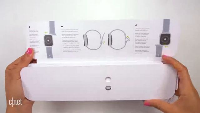 Apple Watch Series 4 unboxing - Aluminum 40mm space gray