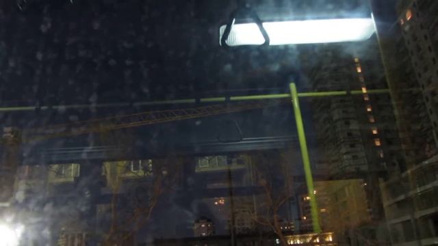 Баку. Пируэты строительного крана на Новруз Байрам,,(20.03.2014) смотреть онлайн