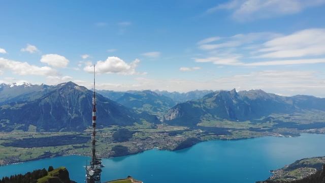 Больничная поломойка, перепутав дверь, попала в палату к умирающему богачу, а услышав, что говорит. смотреть онлайн