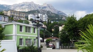 Крым. Где туристы? Алупка 2024. Цены. Каким стал курорт после ремонта. Пляжи. Отдых в Крыму 2024