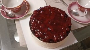 Салат Дамский каприз, мои родные, порвала платье, шикарный букет.