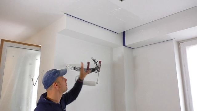 Идеальный стык краски! Двойная оклейка! Красим потолок и стены в разные цвета! смотреть онлайн