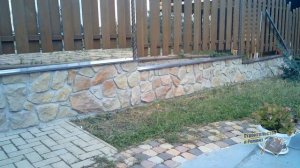 ОБЛИЦОВКА ПОДПОРНЫХ СТЕН ИСКУССТВЕННЫМ КАМНЕМ