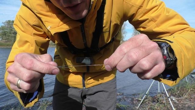 Ловля карася и леща на донки. Поймал щуку на червя! смотреть онлайн