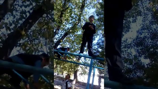 паркур на турнике#1 смотреть онлайн