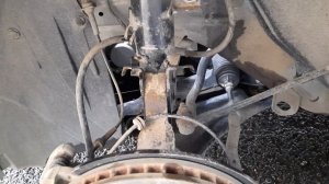Ремонт подвески Nissan Leaf