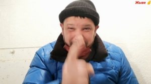 А по утру они проснулись.