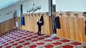 Нетипичная Махачкала Вор в мечете ПОЗОР
