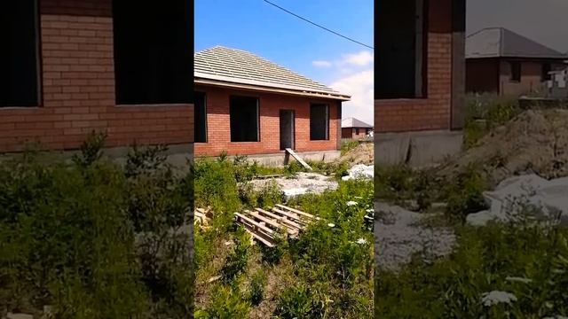 Совсем скоро закончится строительство ещё двух домов. Родники. Краснодарский край смотреть онлайн