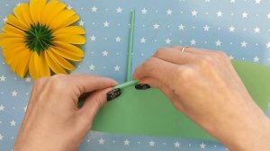 ЦВЕТОК из бумаги своими руками / A FLOWER made of paper with your own hands