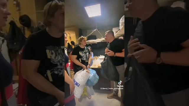 Огромная БЛАГОДАРНОСТЬ ВАШЕЙ СЕМЬЕ))ЧТО ВЫ ПОМОГАЕТЕ ЛЮДЯМ)) смотреть онлайн