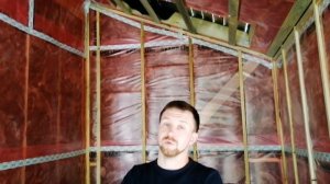 Как выглядит вентзазор внутри и снаружи каркасного дома. Смотрите в этом видео