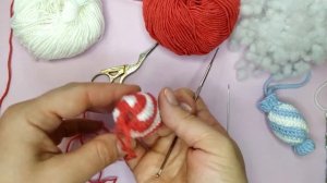 Новогодняя конфетка крючком