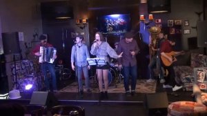 18 мне уже  "Кушаем шоу"