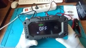 Умная зарядка FOXSUR FPT-200 (12V/24V, 20A/10A) для аккумуляторов AMG, GEL, LiFePo4 и др  | Обзор