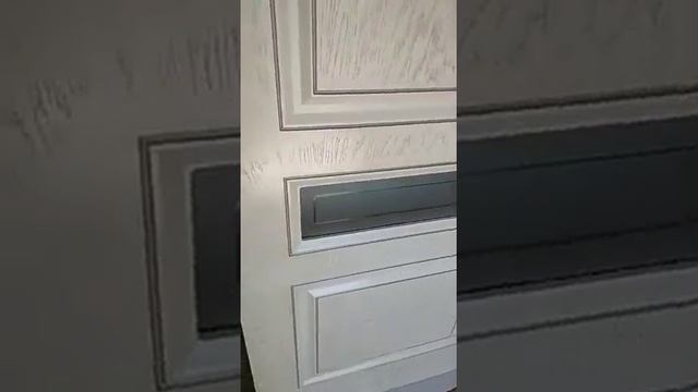 Межкомнатная дверь "Трио".