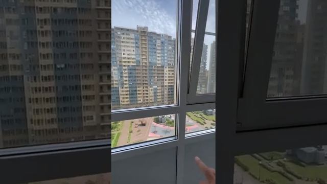 Замена холодного фасадного остекления на тёплое в ЖК «Чистое небо». Компания "Окно в Петербург".