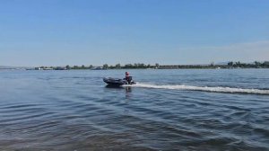 РЕГУЛИРУЕМ ВОДОМЕТ от ТЯГИ в СТОРОНУ. ЛОДКУ тянет ВЛЕВО или ВПРАВО.