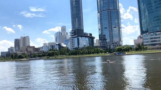 А чё дома сидеть. Екатеринбург. День второй: по городу. Продолжение смотреть онлайн