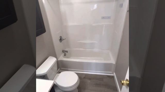 RENTED - 3919 Hereford #2N смотреть онлайн