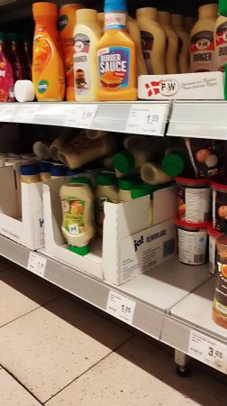 ГЕРМАНИЯ, СУПЕРМАРКЕТ REWE (НЕ САМЫЙ ЭКОНОМ) БОЛЬШОЙ МАГАЗИН В Г. РЮССЕЛЬСХАЙМ, РЯДОМ С ФРАНКФУРТОМ