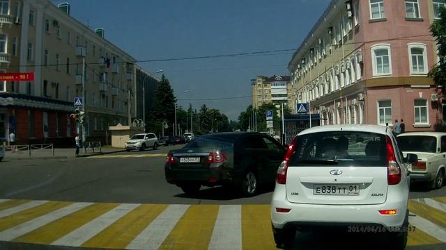 Майкоп Советская-Краснооктябрьская поворот направо с левой полосы смотреть онлайн