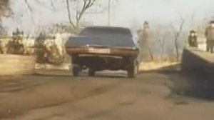 Ченч (1992) - car chase scene