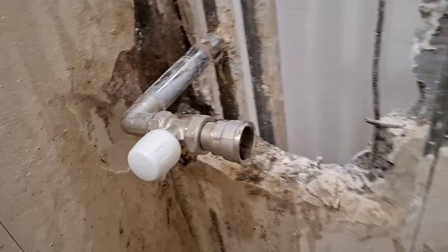 СРЕЗАЛ ПОЛОТЕНЦЕСУШИТЕЛЬ/ЗАКОНЧИЛИ ШТУКАТУРКУ