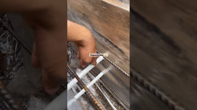 Монтаж забора в загородном доме #shortsvideo #дом #стройка #топ #строительство #реки#diy #uzbekista смотреть онлайн