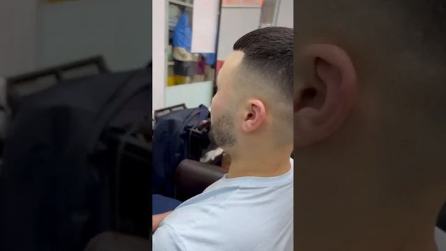 Метро Юго-западная. Работаем 😂 смотреть онлайн