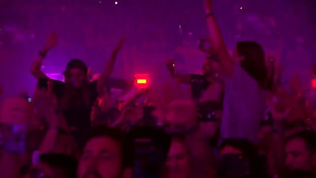 Alesso VS Swedish House Mafia Tomorrowland 2018 - Don't You Worry, If I Lose Myself смотреть онлайн