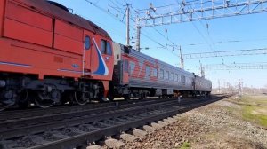 Тепловоз ТЭП70БС-108 с вагоном-дефектоскопом ВД-УМТ-2 и вагоном дирекция диагностики