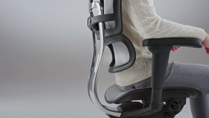 Видео инструкция по настройке эргономичного компьютерного кресла Ergohuman Ultra- 4D Armrest