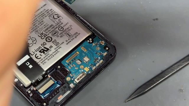 Замена разъема Samsung S22 Plus Charge Port Repair - DIY Guide to Fix Charging Issues!