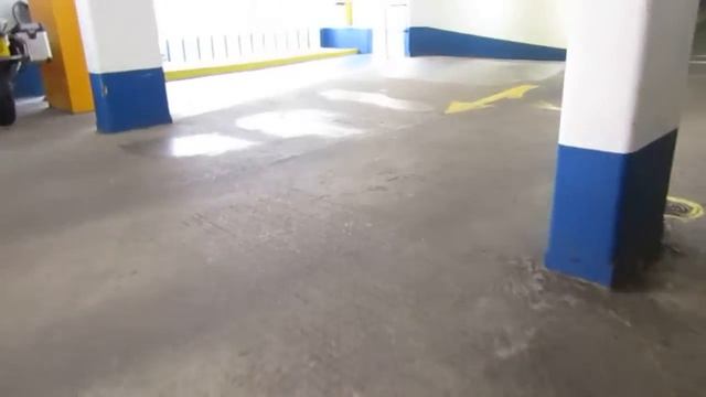 CRAZY looking DMC lamoghini aventador and a cool yellow aventador смотреть онлайн