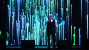 Поёт Сергей Калмыков.