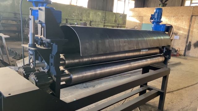 Вальцы RME 2000x6 с электромеханическим прижимом верхнего вала смотреть онлайн