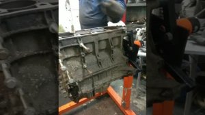 Разбор мотора LAND ROVER FRRELANDER 1.8 БЕНЗИН