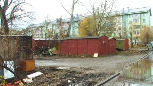 После сноса гаражей на ул. Гилёва в Бийске начала образовываться свалка (Бийское телевидение)