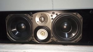 Caixa central hi-end Paradigm Studio CC-590 v5 disponível no ML