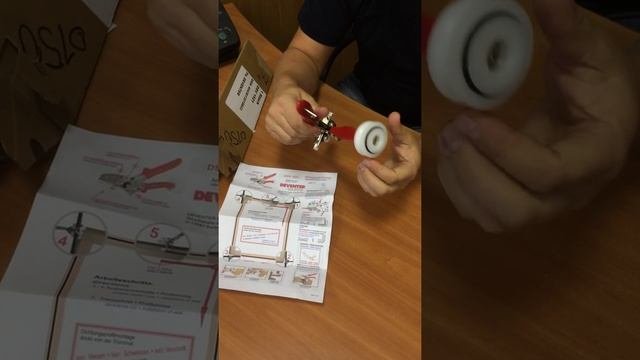 Ножницы для резки уплотнителя Deventer DSV 1521