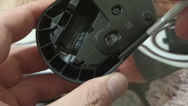 Logitech M170 разборка и ремонт колёсика мыши смотреть онлайн
