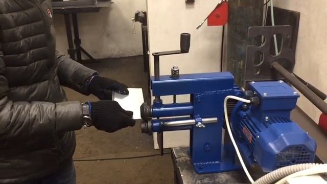 Отбортовка металла. Зиг машина RME 140x1 смотреть онлайн