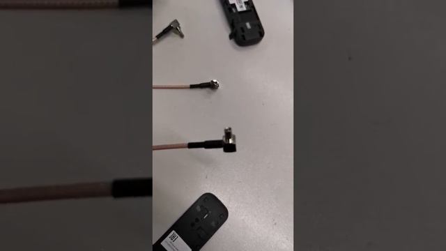 Huawei E3372 4G + Антенный адаптер (пигтейл) CRC9 - F-тип (female) смотреть онлайн