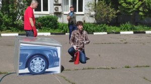 Как тушить загоревшийся автомобиль? Три типичных ошибки при тушении