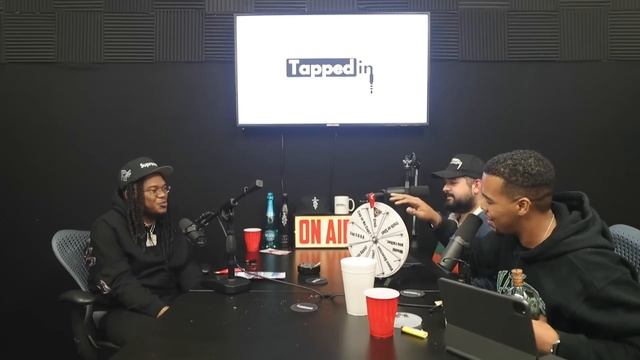 RONRONTHEPRODUCER Talks Growing Up In Watts, Making Beats, Linking With Shoreline Mafia, & More смотреть онлайн