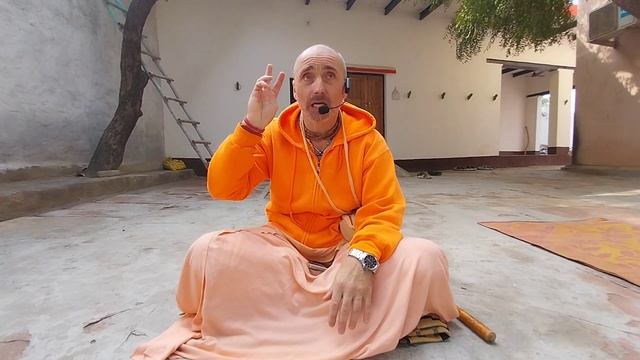Трансцендентное бюро знакомств.  Вастра-харана лила